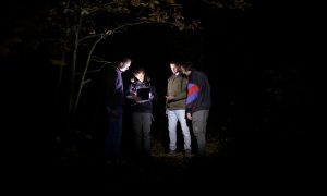 Avond dropping legertruck